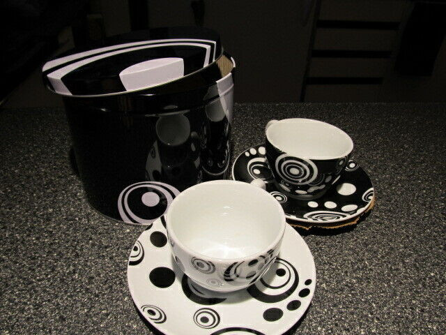 Brand new espresso set for two. in Other in Oakville / Halton Region - Image 2