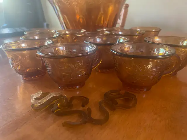 vintage carnival glass punch bowl with 12 cups63611955444995121