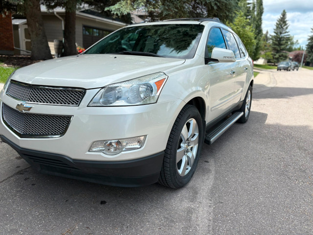 2011 Chevrolet Traverse LTZ in Cars & Trucks in Calgary