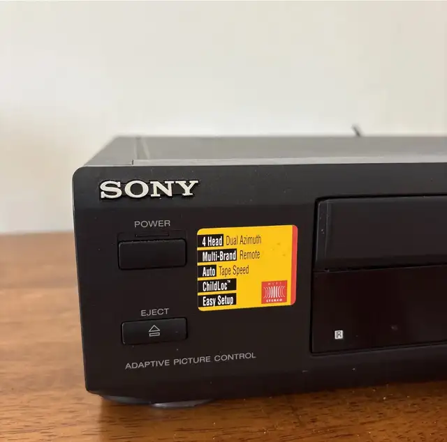 Sony SLV-675HF Hi-Fi Stereo VCR Video Cassette Recorder VHS 63782627224451122