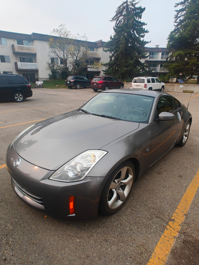 2007 Nissan 350Z Automatic - Well Maintained, Classic Sports Car in Cars & Trucks in Edmonton - Image 3