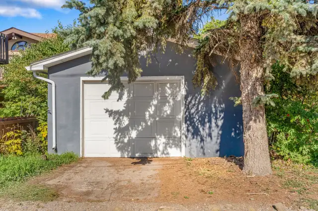 Charming 3 Bedroom Home For Sale! in Houses for Sale in Prince Albert - Image 8