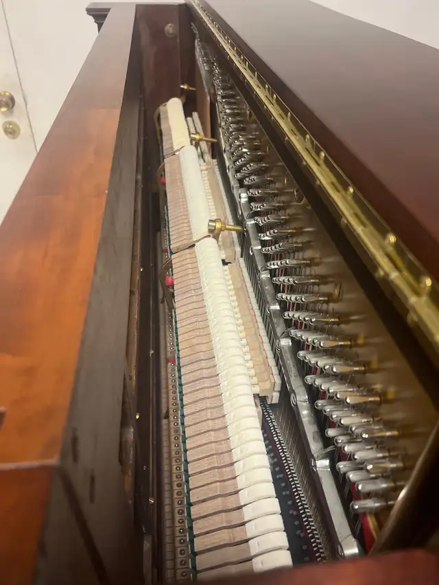 Rebuilt Steinway Upright Piano in Pianos & Keyboards in City of Toronto - Image 4