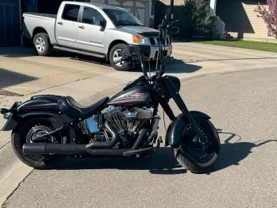 72000 km on frame. New breaks new tires new stage 2. V&H pro. Shop inspected and tuned/adjusted 1 we...