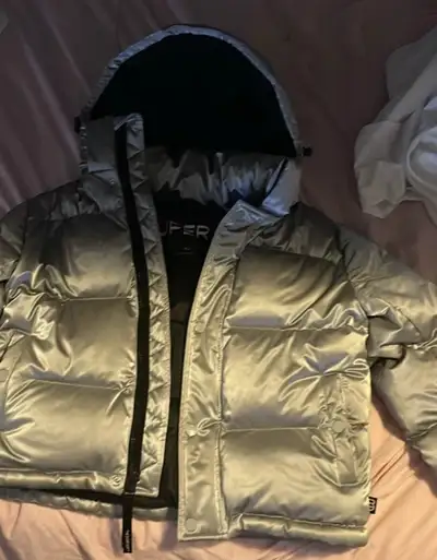 Aritzia Super Puff, View more