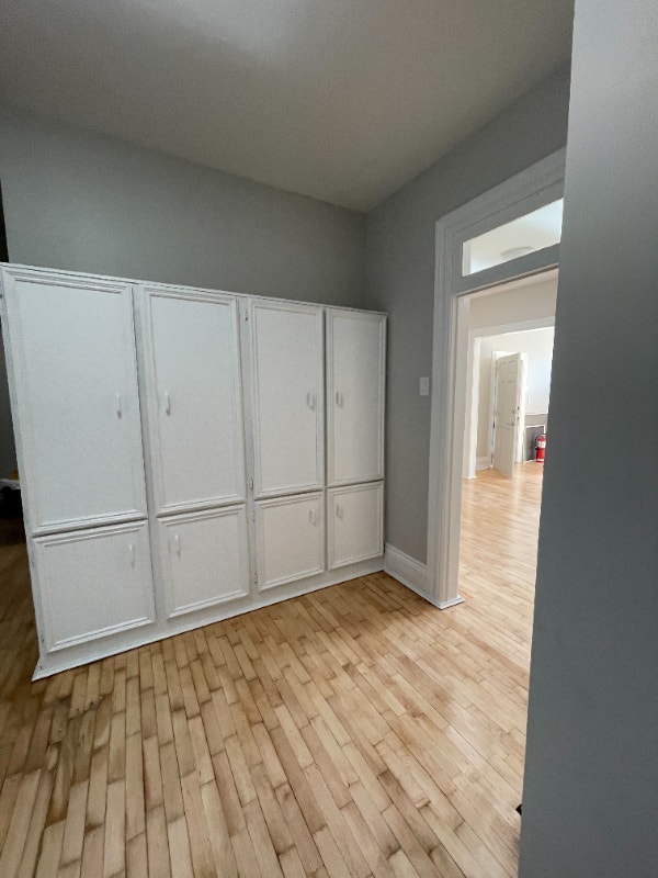 2 Bedroom apartment, Smiths Falls, Renovated, May Long Term Rentals