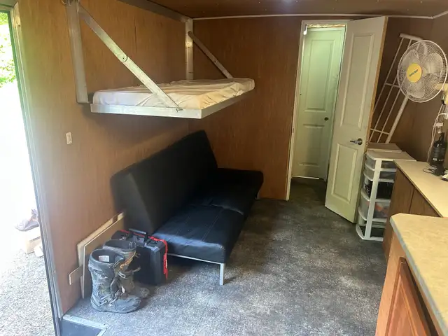 48’ American Hauler in Travel Trailers & Campers in Comox / Courtenay / Cumberland - Image 4