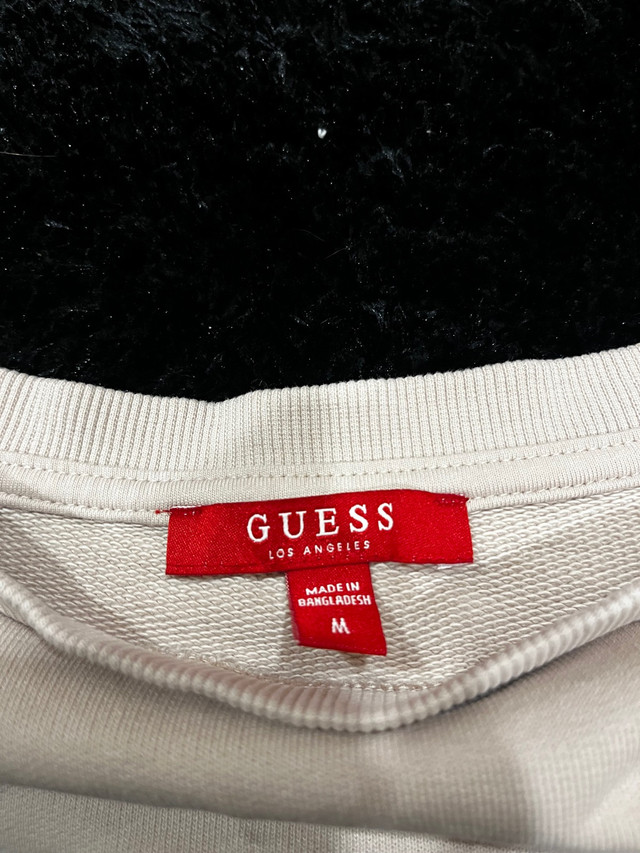 Guess sweaters - medium in Women's - Tops & Outerwear in Saskatoon - Image 2