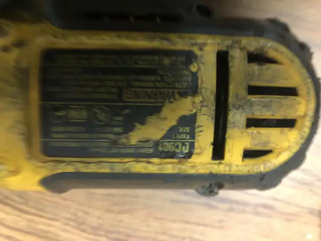 Dewalt dc900/901 hammer drill410021255154257921