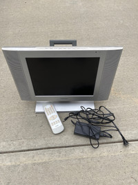 Toshiba 15” LCD TV