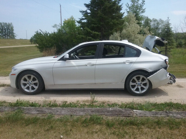 2013 BMW F30 PARTS CAR in Auto Body Parts in Winnipeg - Image 2