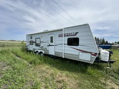 If it is still up, It is still available. I am selling my 29.7 BH Autum Ridge built by StarCraft. Is...