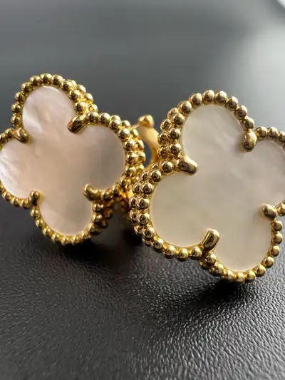 Van Cleef & Arpels, 1:1 Earrings, Mother of Pearl, View more
