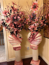 Artificial floral arrangement