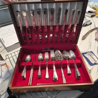 Rogers and Son 51 piece cutlery set. Sterling silver plated. Asking $300 cash. For quick response ca...