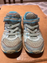Kids New Balance Runners size 7 - Coral Springs NE