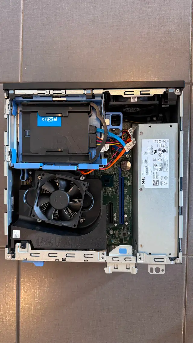 Dell Optiplex 5040 SFF Desktop in Desktop Computers in Edmonton - Image 4