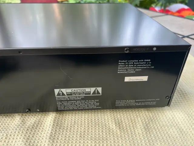 Technics SL-PD6 - Multi 5 CD player in Stereo Systems & Home Theatre in Mississauga / Peel Region - Image 9