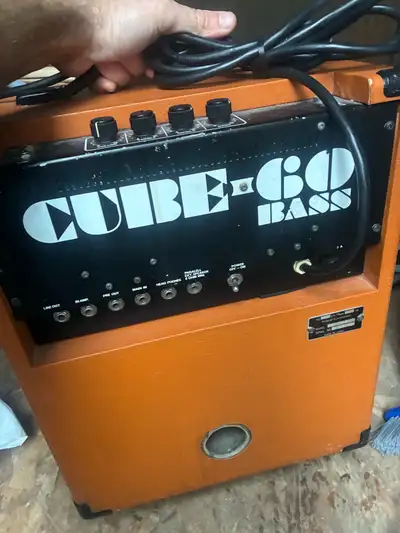 Roland bass cube 60 amp, View more