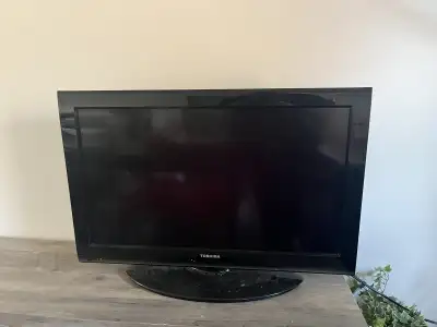 Toshiba 32” tv, View more