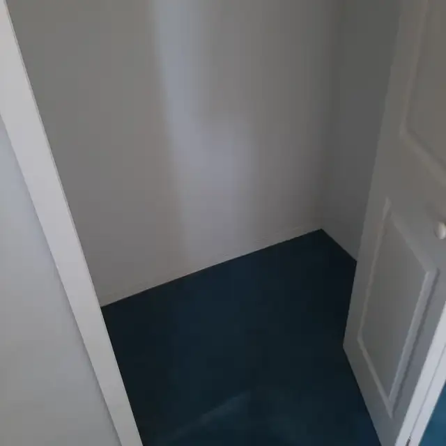 (Available now) Large Private Room for Rent/Driveway Parking/NW in Room Rentals & Roommates in Calgary - Image 8