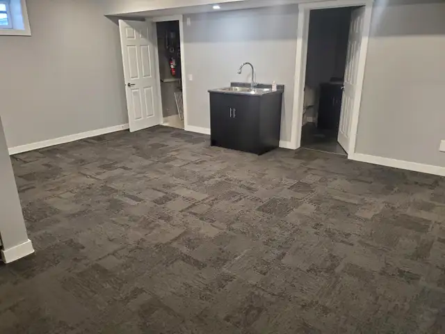 Private Office Space on 8th Street for Rent