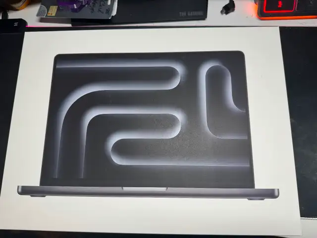 MacBook Pro M4 With Case and Apple Care +62863280802050121