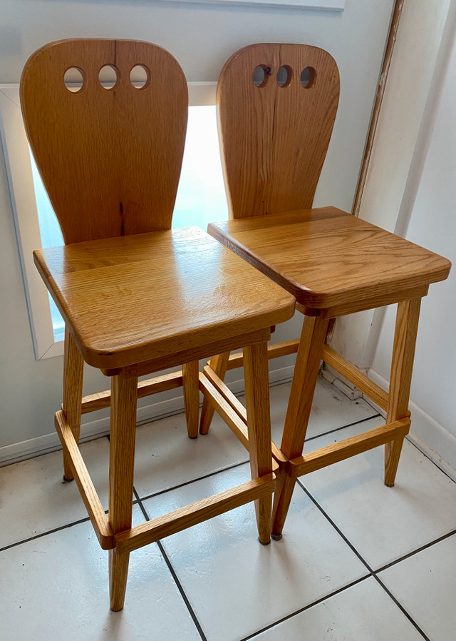 Vintage -  2 petites chaises en bois dans Chaises, Fauteuils inclinables  à Longueuil/Rive Sud - Image 4