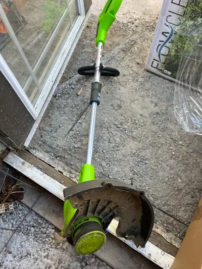Power operated grass trimmer for sale box still available works good.i have no grass in backyard now...