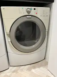 Dryer / Sécheuse 