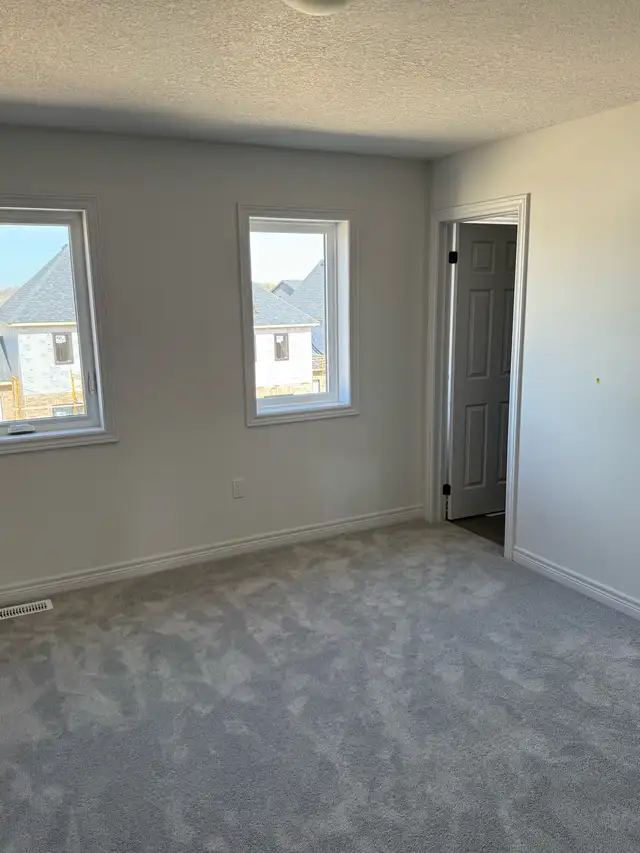 Room for Rent in Room Rentals & Roommates in Owen Sound - Image 4