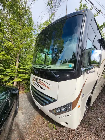 Only 3000 km used only once Your going to love the amount of space you have in this coach thanks to...