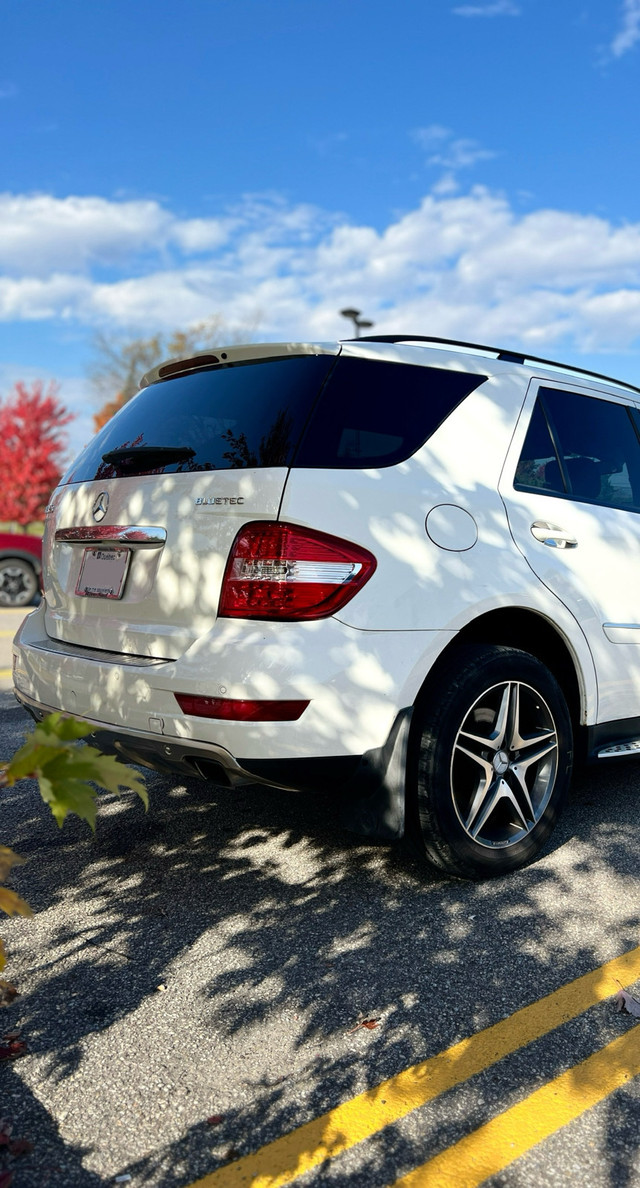 Mercedes ML Bluetec dans Autos et camions  à Ville de Montréal - Image 3
