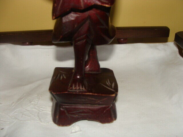Belle statuette, en bois travaillé dans Art et objets de collection  à Laval/Rive Nord - Image 3