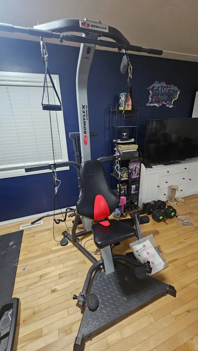 BowFlex Xtreme SE weight system for home workout equipment in Exercise Equipment in Edmonton - Image 4