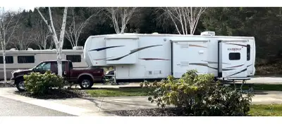 One owner. This unit has 4 slides, power awning, toppers over slides. Gen and w/dryer prepped. Power...