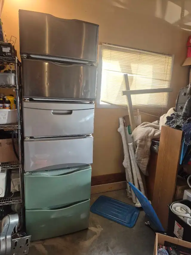 washer and dryer pedestals  in Washers & Dryers in Kamloops - Image 2