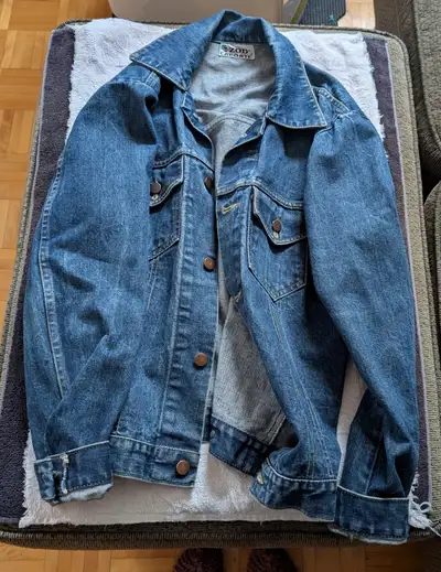 Blouson de jeans Lacoste, View more