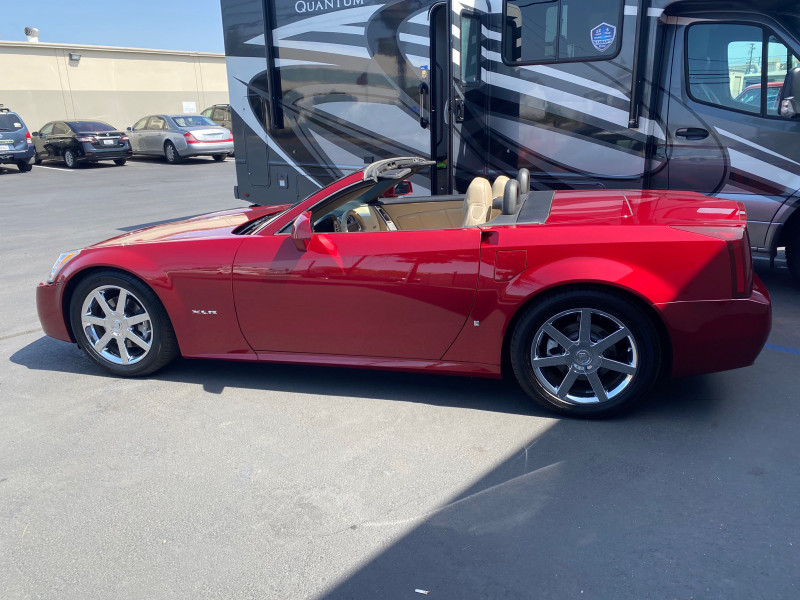 Cadillac xlr convertible 2008 Autos et camions Longueuil/Rive Sud