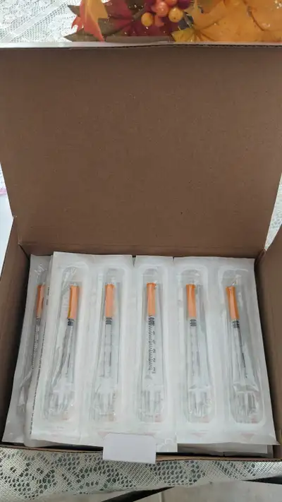 I have 71 left in a box of 100 selling for $30. I also have brand new sealed bottle of Lantus for $7...