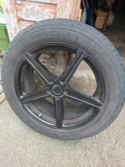 Black 20" Goodyear fortera hl 2 tires need to be replaced Was on a 2017 nissan pathfinder Will clean...