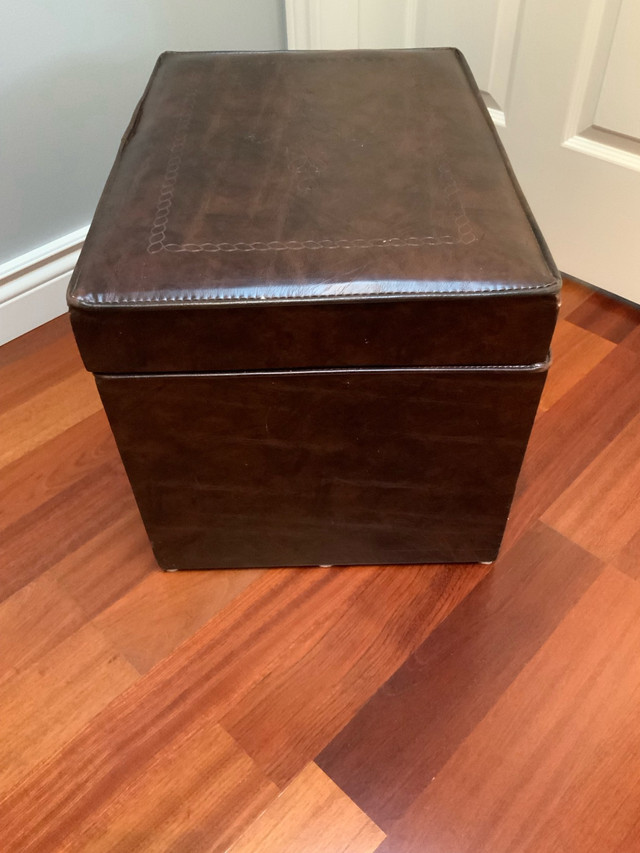 Vintage Clean Very Good Condition Storage Stool in Other in Oshawa / Durham Region - Image 4