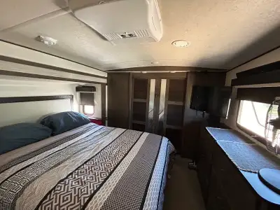 Nice trailer need to sell