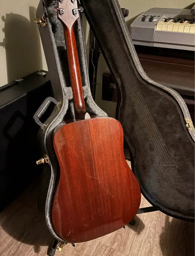 Takamine Guitar in Guitars in Hamilton - Image 4
