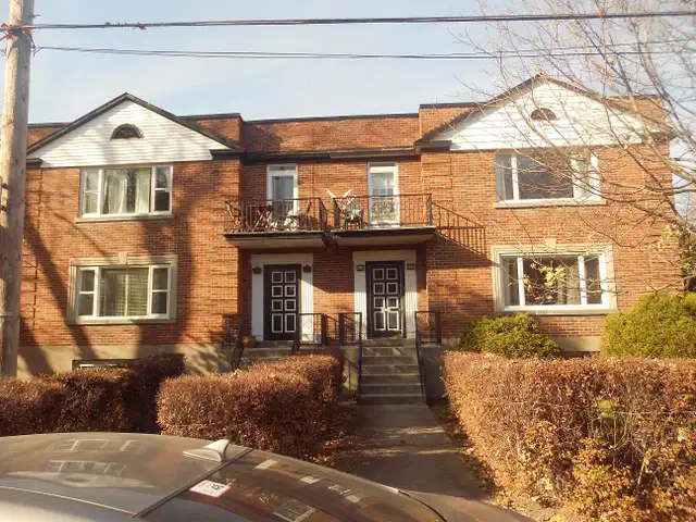 Nice bedroom for rent close to Poly