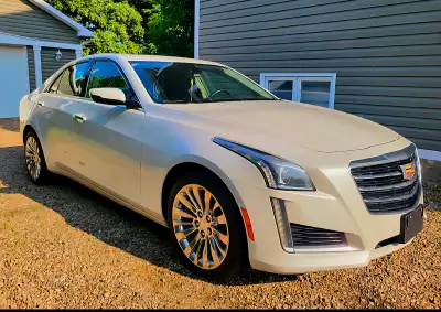 Magnifique Cadillac CTS 2016 3.6 V6 AWD en excellente condition. Moteur V6 3.6L développant environ...