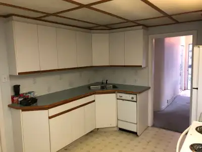 Three Bedroom home for rent in the Spruce Place SW. One full bath , large back yard. perfect for a f...