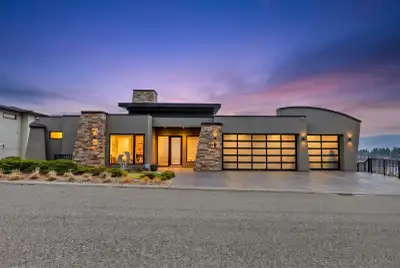 Panoramic Lake, City & Mountain Views + Legal Suite | Diamond View Estates, West Kelowna **$1,849,00...
