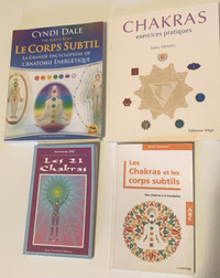 Quatre beaux livres neuf sur les chakras!