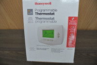 Honeywell RTH7500D Conventional 7-Day Programmable Thermostat